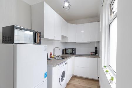 2 bedroom Flat to let in Copnor Road, Portsmouth, PO3