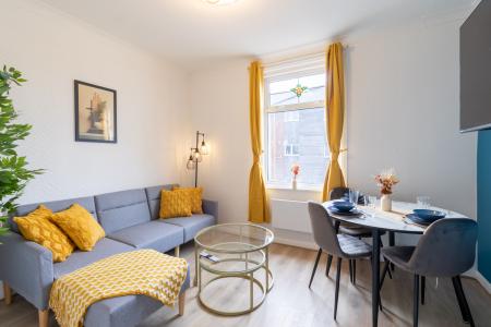2 bedroom Flat to let in Copnor Road, Portsmouth, PO3