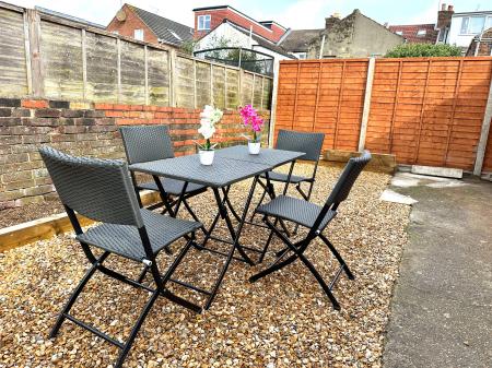 3 bedroom Terraced House to let in Winchester Road, Portsmouth, PO2