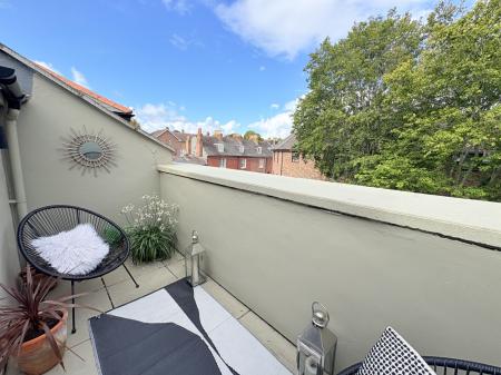 2 bedroom Terraced House for sale in Eldon Street, Southsea, Portsmouth, PO5