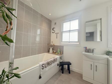 2 bedroom Terraced House for sale in Eldon Street, Southsea, Portsmouth, PO5