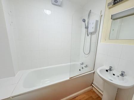 1 bedroom Flat for sale in 24-25 South Parade, Southsea, Portsmouth, PO5