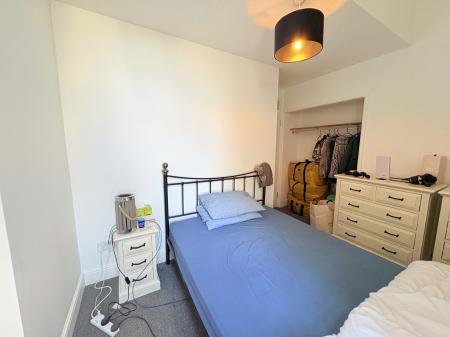 2 bedroom Flat to let in Mary Rose Court, South Parade, Southsea, Portsmouth, PO5