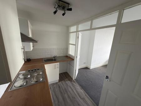2 bedroom Flat to let in Mary Rose Court, South Parade, Southsea, Portsmouth, PO5