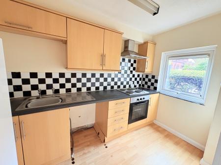 1 bedroom Flat for sale in 255 Twyford Avenue, Tipner, Portsmouth, PO2
