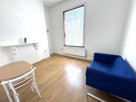 1 bedroom Flat to let in Western Parade, Southsea, Portsmouth, PO5