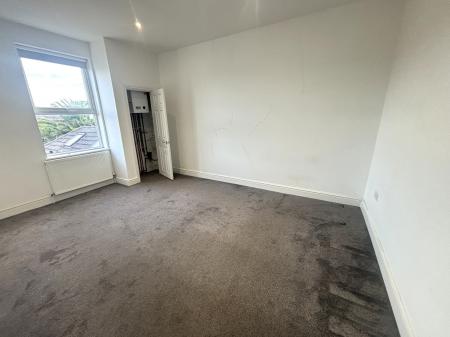 2 bedroom Flat to let in Queens Road, Portsmouth, PO2