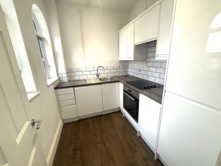 2 bedroom Flat to let in Queens Road, Portsmouth, PO2