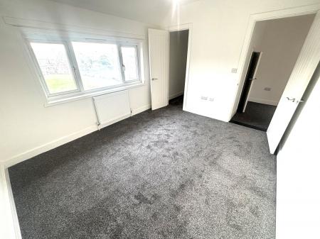 2 bedroom Maisonette to let in Holbeach Close, Wymering, Portsmouth, PO6