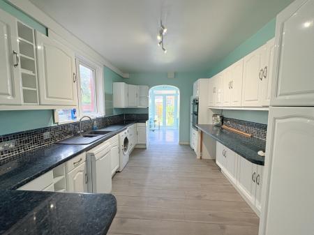 3 bedroom Terraced House to let in Copnor Road, Copnor, Portsmouth, PO3