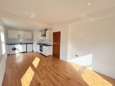 2 bedroom Maisonette for sale in Chelsea Road, Southsea, Portsmouth, PO5