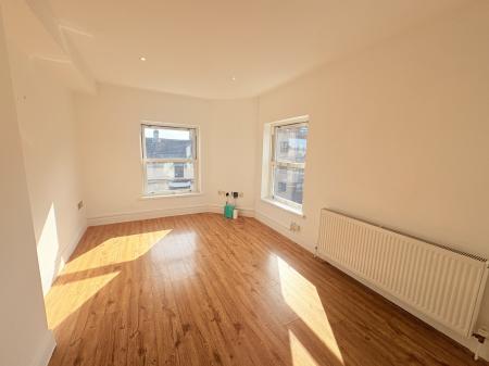 2 bedroom Maisonette for sale in Chelsea Road, Southsea, Portsmouth, PO5