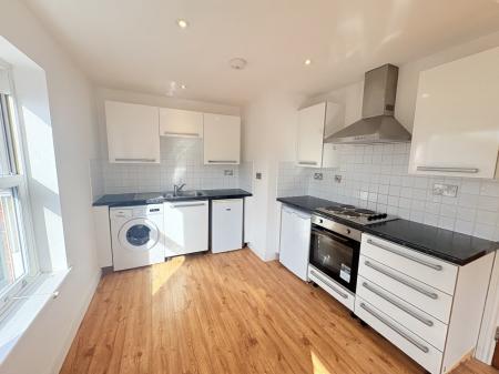 2 bedroom Maisonette for sale in Chelsea Road, Southsea, Portsmouth, PO5