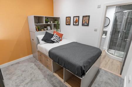 7 bedroom Terraced House to let in Manners Road, Southsea, Portsmouth, PO4