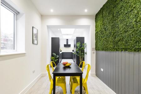 8 bedroom House share to let in Montgomerie Road, Southsea, Portsmouth, PO5