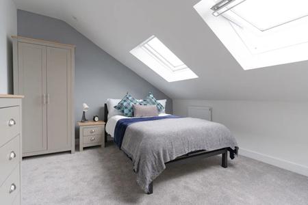 7 bedroom House share to let in Margate Road, Southsea, Portsmouth, PO5