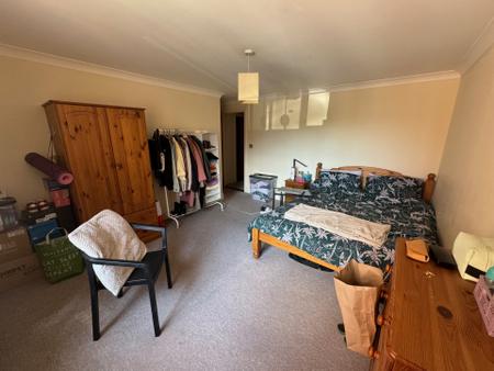 2 bedroom Flat to let in Elm Grove, Southsea, Portsmouth, PO5