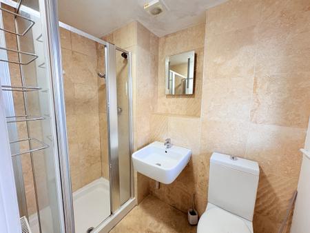 2 bedroom Flat for sale in Clarence Parade, Southsea, Portsmouth, PO5