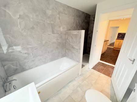 2 bedroom Terraced House to let in Cuthbert Road, Fratton, Portsmouth, PO1
