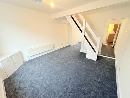 2 bedroom Terraced House to let in Cuthbert Road, Fratton, Portsmouth, PO1