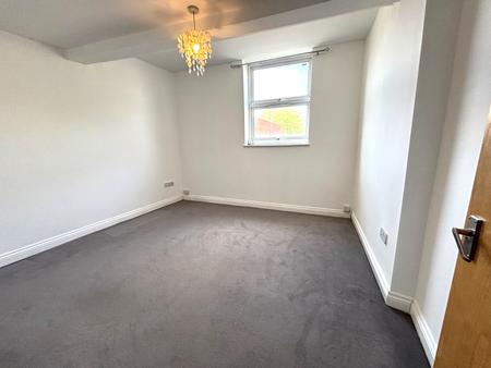 2 bedroom Flat to let in Fratton Road, Fratton, Portsmouth, PO1