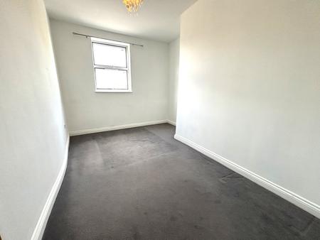 2 bedroom Flat to let in Fratton Road, Fratton, Portsmouth, PO1