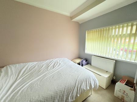 2 bedroom Maisonette for sale in Allaway Avenue, Paulsgrove, Portsmouth, PO6