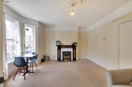 1 bedroom Flat for sale in Meadow Hill Road, Tunbridge Wells, TN1