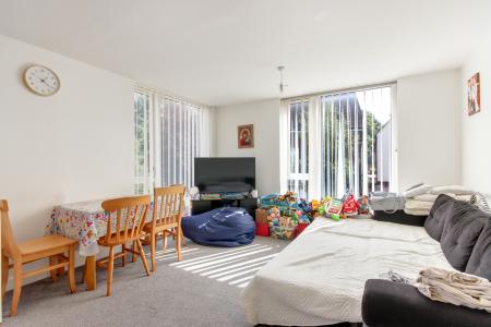 2 bedroom Flat for sale in Spring Walk, Tunbridge Wells, TN4
