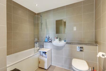 2 bedroom Flat for sale in Spring Walk, Tunbridge Wells, TN4