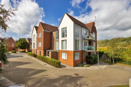 2 bedroom Flat for sale in Spring Walk, Tunbridge Wells, TN4