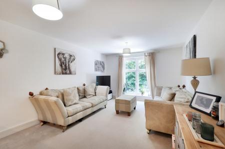 2 bedroom Apartment for sale in Marnock House, Kingswood Road, Tunbridge Wells, TN2