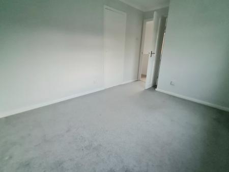 3 bedroom Semi-detached house to let in Chieveley Drive, Tunbridge Wells, TN2