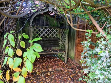 3 bedroom Semi-detached house to let in Chieveley Drive, Tunbridge Wells, TN2