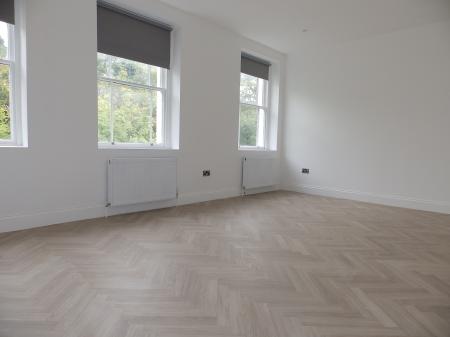 3 bedroom Flat to let in Mount Pleasant Avenue, Tunbridge Wells, TN1