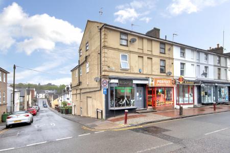 1 bedroom Flat for sale in Kirkdale Road, Tunbridge Wells, TN1