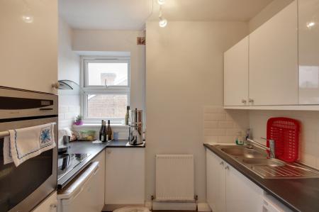 1 bedroom Flat for sale in Kirkdale Road, Tunbridge Wells, TN1