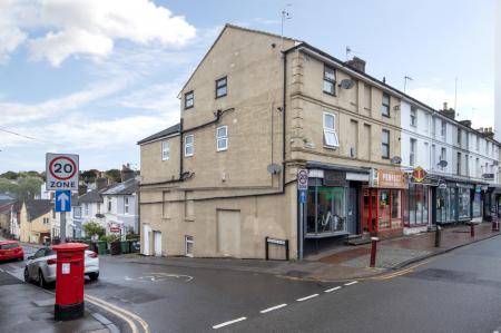 1 bedroom Flat for sale in Kirkdale Road, Tunbridge Wells, TN1