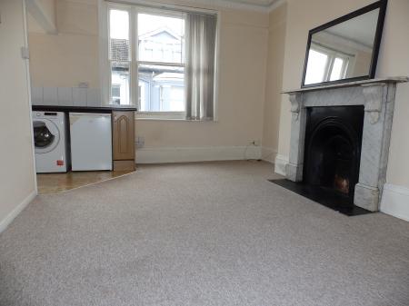 1 bedroom Flat to let in Dudley Road, Tunbridge Wells, TN1
