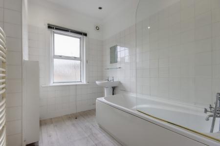 3 bedroom End of terrace house for sale in Napier Road, Tunbridge Wells, TN2