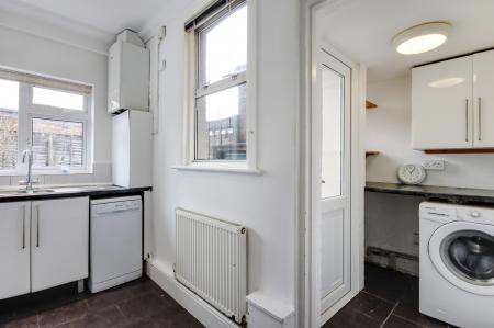 3 bedroom End of terrace house for sale in Napier Road, Tunbridge Wells, TN2