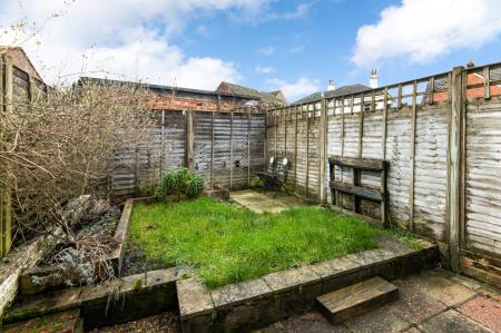 3 bedroom End of terrace house for sale in Napier Road, Tunbridge Wells, TN2