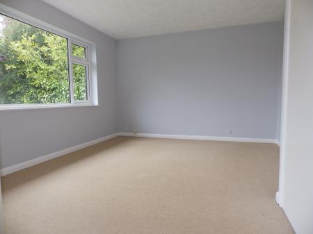 3 bedroom Detached house to let in Camden Park, Tunbridge Wells, TN2