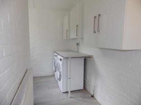 3 bedroom Detached house to let in Camden Park, Tunbridge Wells, TN2