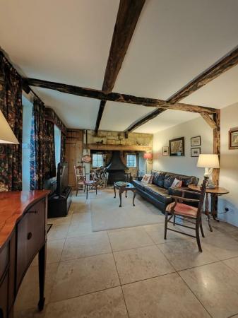 5 bedroom Detached house to let in Fir Toll Road, Mayfield, TN20