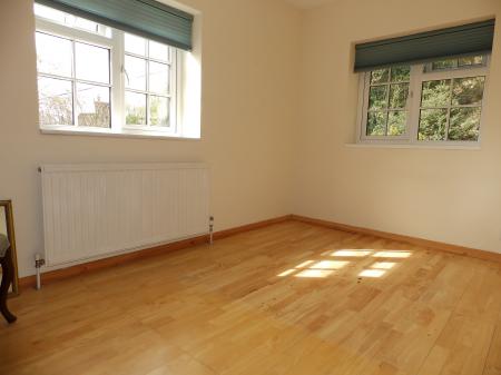 5 bedroom Detached house to let in Fir Toll Road, Mayfield, TN20