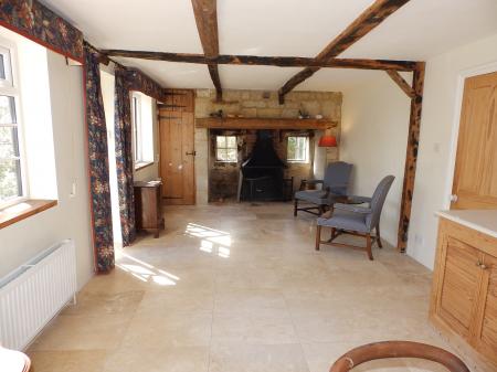 5 bedroom Detached house to let in Fir Toll Road, Mayfield, TN20