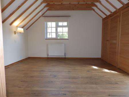 5 bedroom Detached house to let in Fir Toll Road, Mayfield, TN20