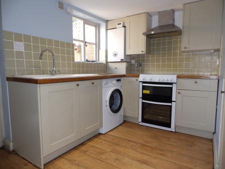 2 bedroom Terraced House to let in High Street, Ticehurst, TN5
