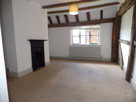 2 bedroom Terraced House to let in High Street, Ticehurst, TN5